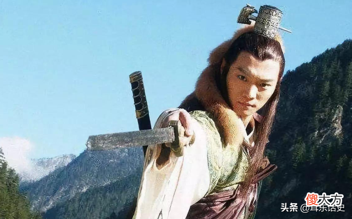 她嫁给大侠,心中却想着别人,金庸怒将其武功盖世的儿子给删了