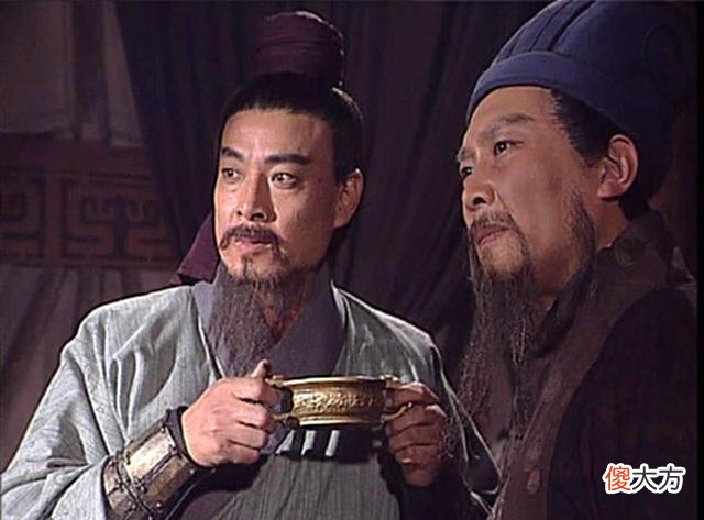 【爱历史】青海古墓中挖出一批竹简，解开千年之谜，学者：马谡必须得杀