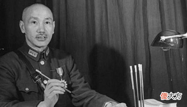 【爱历史】1949年，蒋介石为何选择逃往台湾？当时明明有3个地方可以选