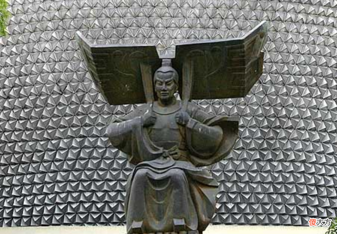 美国宇航员在月球上看到了什么 美国宇航员在月球上看到的是怎样的