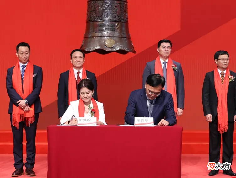 一位“封控区”母亲的A面和B面