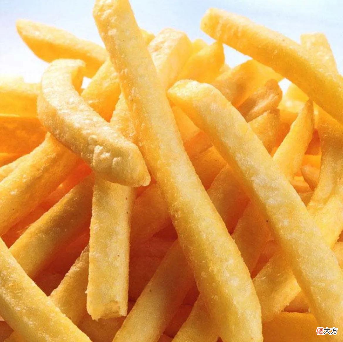 空气炸锅炸新鲜薯条的食谱 空气炸锅炸薯条的做法 家庭