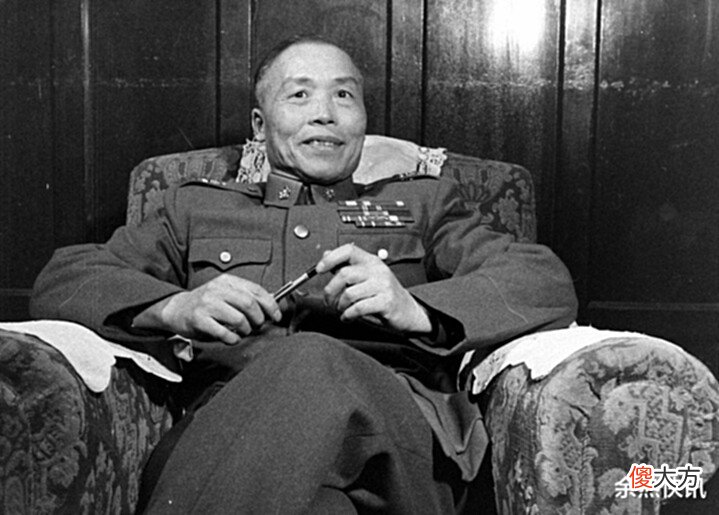 【爱历史】1950年, 北伐名将组织4000余人发动叛乱, 女工作队员惨遭侮辱游街
