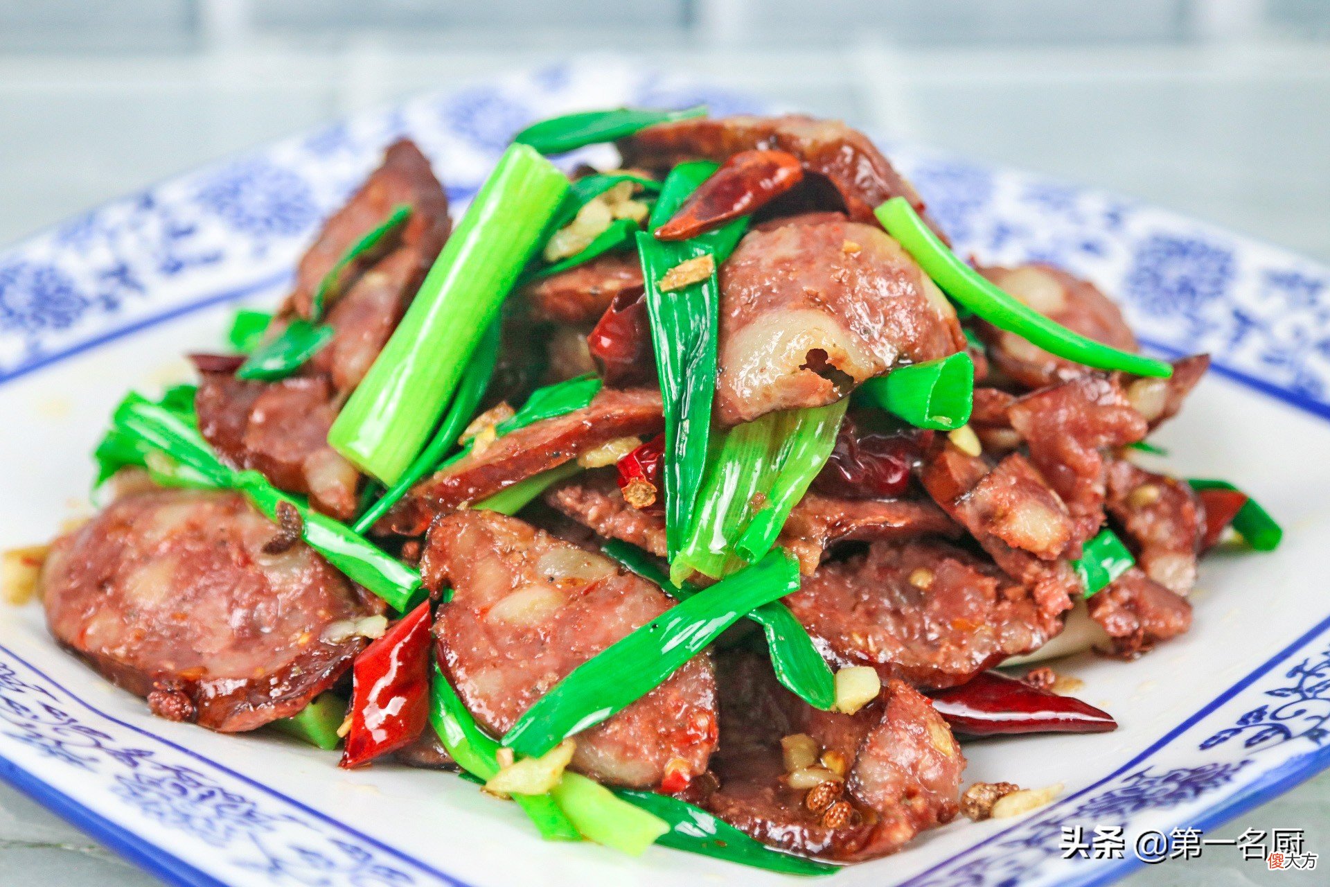 腊肠到底是蒸还是煮 腊肠是煮还是蒸熟的