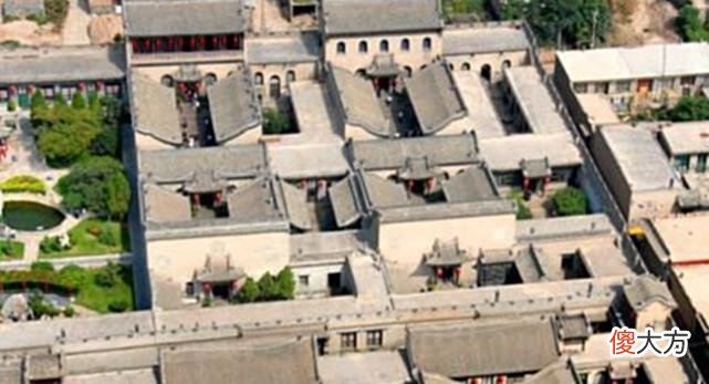 【爱历史】乔家大院那么富有，为何日军侵华时不敢动？专家：你看门口放了啥