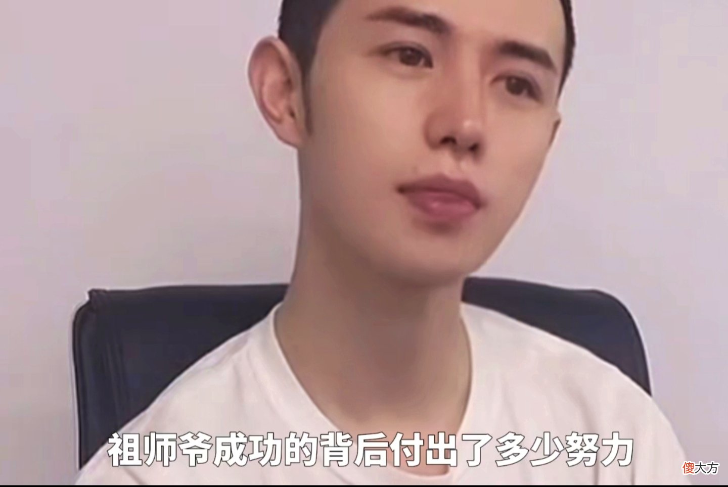 【游戏世界】童锦程月度日活高达400万，仅次于张大仙，户外板块新的流量王
