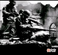 【爱历史】历史中的小说：鬼子暗度陈仓企图偷袭，远征军用燃烧弹火烧鬼子