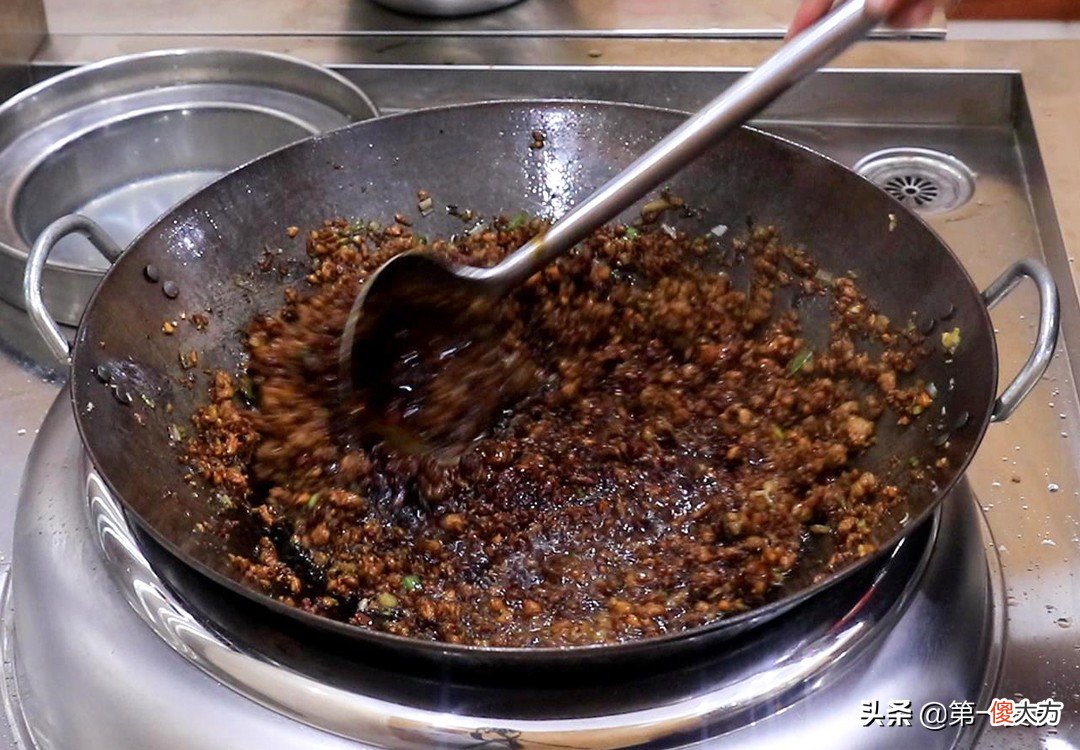 想吃杂酱面不用下馆子了 杂酱面不好吃