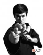 深挖“截拳道”套路，一位宝妈被李小龙打通了育儿路上的任督二脉