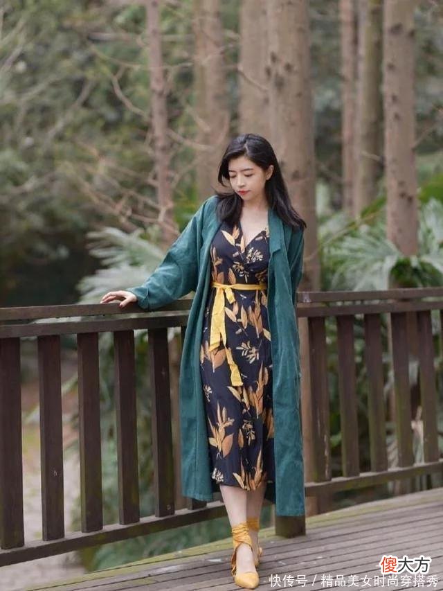 【就爱时尚】如何打造出时尚又高级的夏日穿搭？瞧三木母女就知道，很值得学