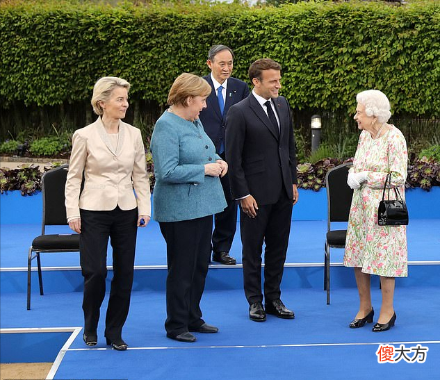 英女王和默克尔最后一次会晤 英国女王默克尔