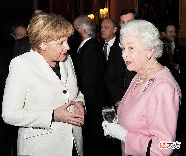 英女王和默克尔最后一次会晤 英国女王默克尔
