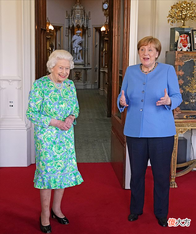 英女王和默克尔最后一次会晤 英国女王默克尔