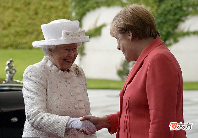 英女王和默克尔最后一次会晤 英国女王默克尔