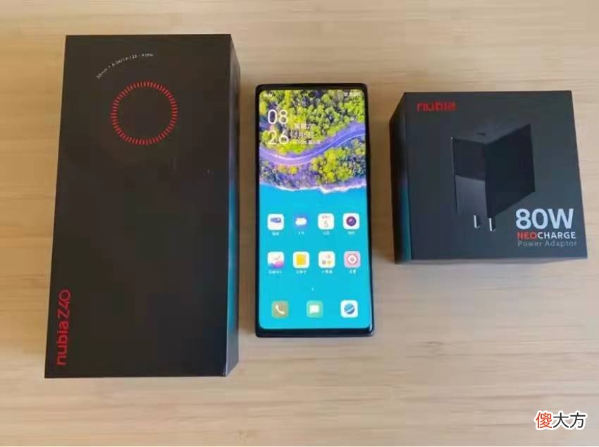 5000mAh+双OIS防抖+骁龙8Gen1，仅3399元，三千多元配置天花板