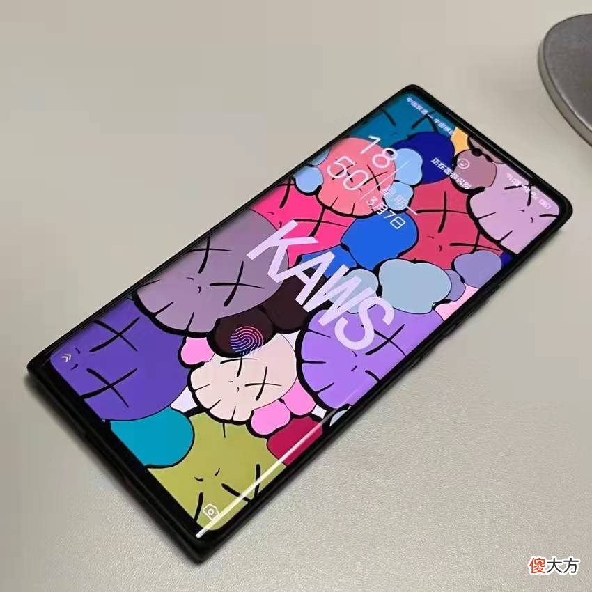 5000mAh+双OIS防抖+骁龙8Gen1，仅3399元，三千多元配置天花板