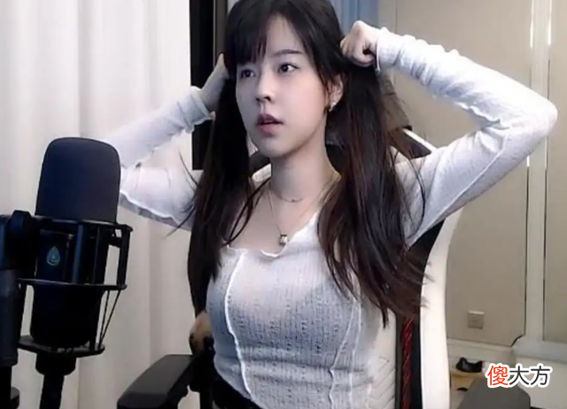 【游戏世界】虎牙女主播沫子直播间再次被封，letme：喜欢什么辅助？我都