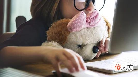现在的大学生每天都在干嘛 大学生每天都在做什么