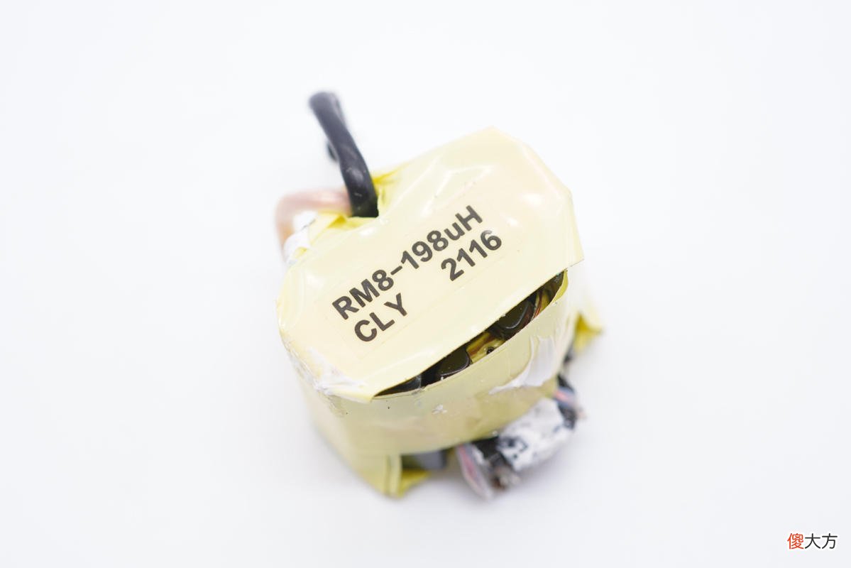 耳机大厂QCY入局氮化镓快充市场，首款65W 1A1C充电器拆解