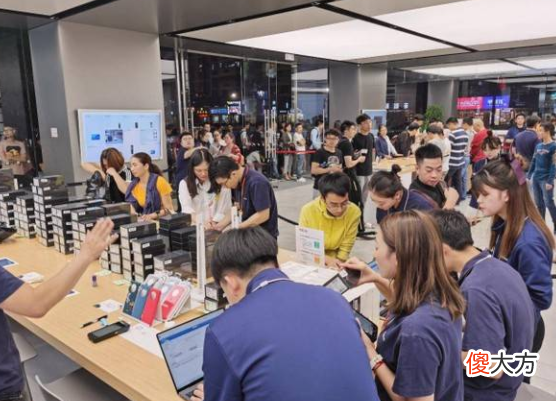 在网上买手机和实体店买 实体店买手机和网上买手机