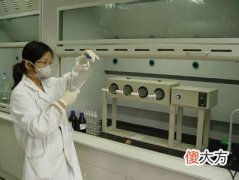 长期喝矿泉水会致癌 长期喝矿泉水会不会影响健康