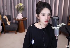 【游戏世界】林七七玩王者荣耀，被队友气得“失声痛哭”，原来还是KPL主持人