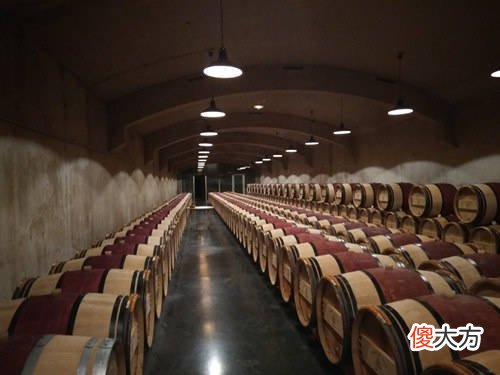 现在开家红酒店赚钱吗 开一家红酒店前景怎么样
