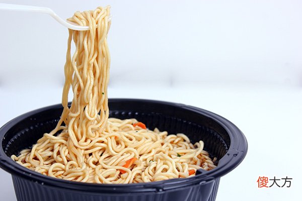 泡面还能继续吃吗 吃完泡面再吃饭可以吗