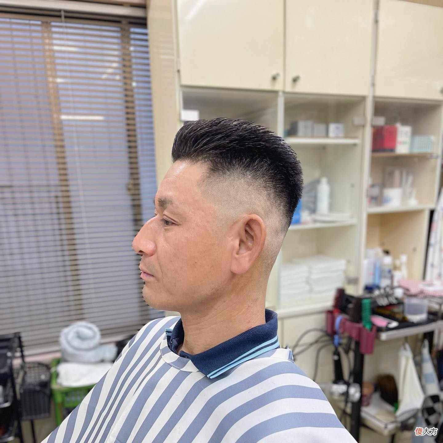 【就爱时尚】超级帅气的男士发型，飞机头背头时尚烫发，适合大多数男士