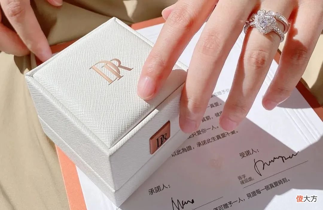 为什么明星求婚都爱用DR求婚钻戒？