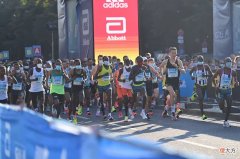 都爱穿什么竞速跑鞋 什么叫竞速跑鞋