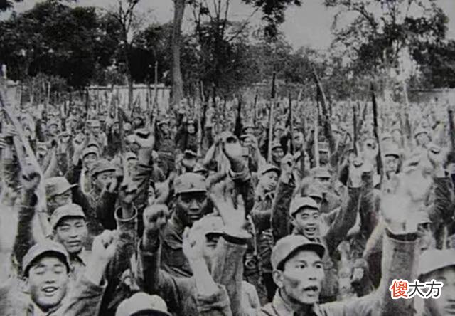 【历史故事】淮海战役最困难时，伟人发来电报，粟裕晚年回忆：可抵40万大军