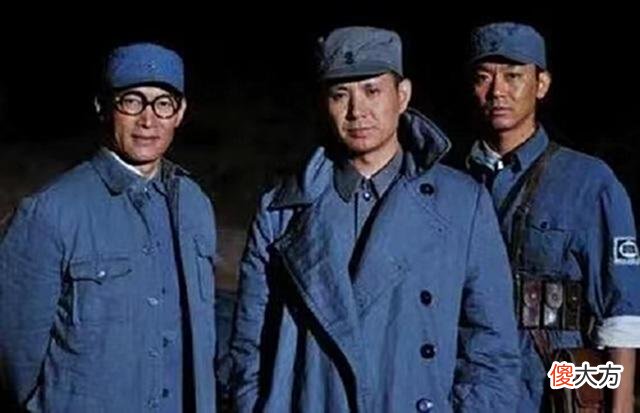 【历史故事】淮海战役最困难时，伟人发来电报，粟裕晚年回忆：可抵40万大军
