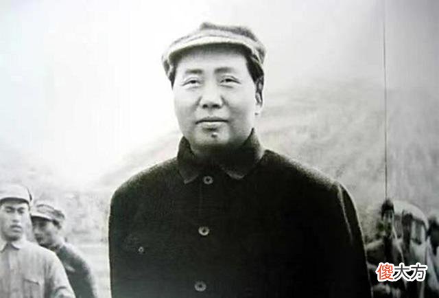 【历史故事】淮海战役最困难时，伟人发来电报，粟裕晚年回忆：可抵40万大军