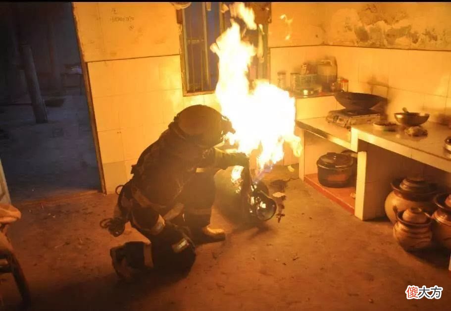 煤气罐着火了 已婚女人梦见煤气罐着火了