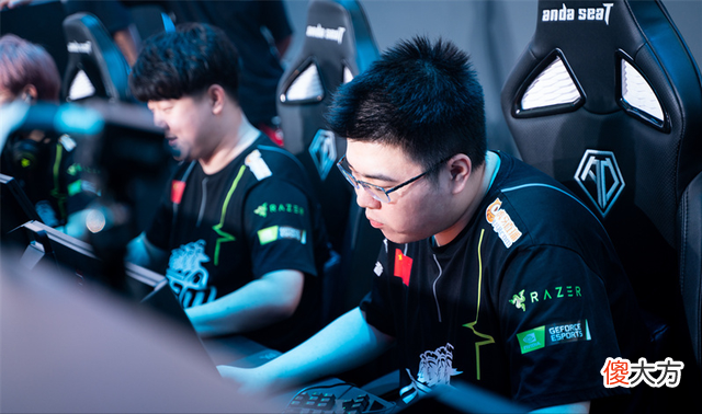 【游戏世界】PCS6洲际赛中国战队夺冠！XDD加冕三冠王成绝地第1人，4AM尴尬了