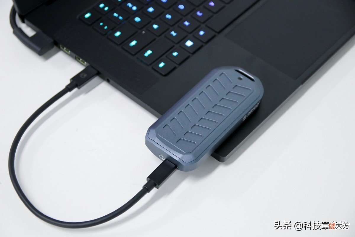 千元档的硬盘盒有什么不一样 硬盘盒有什么区别