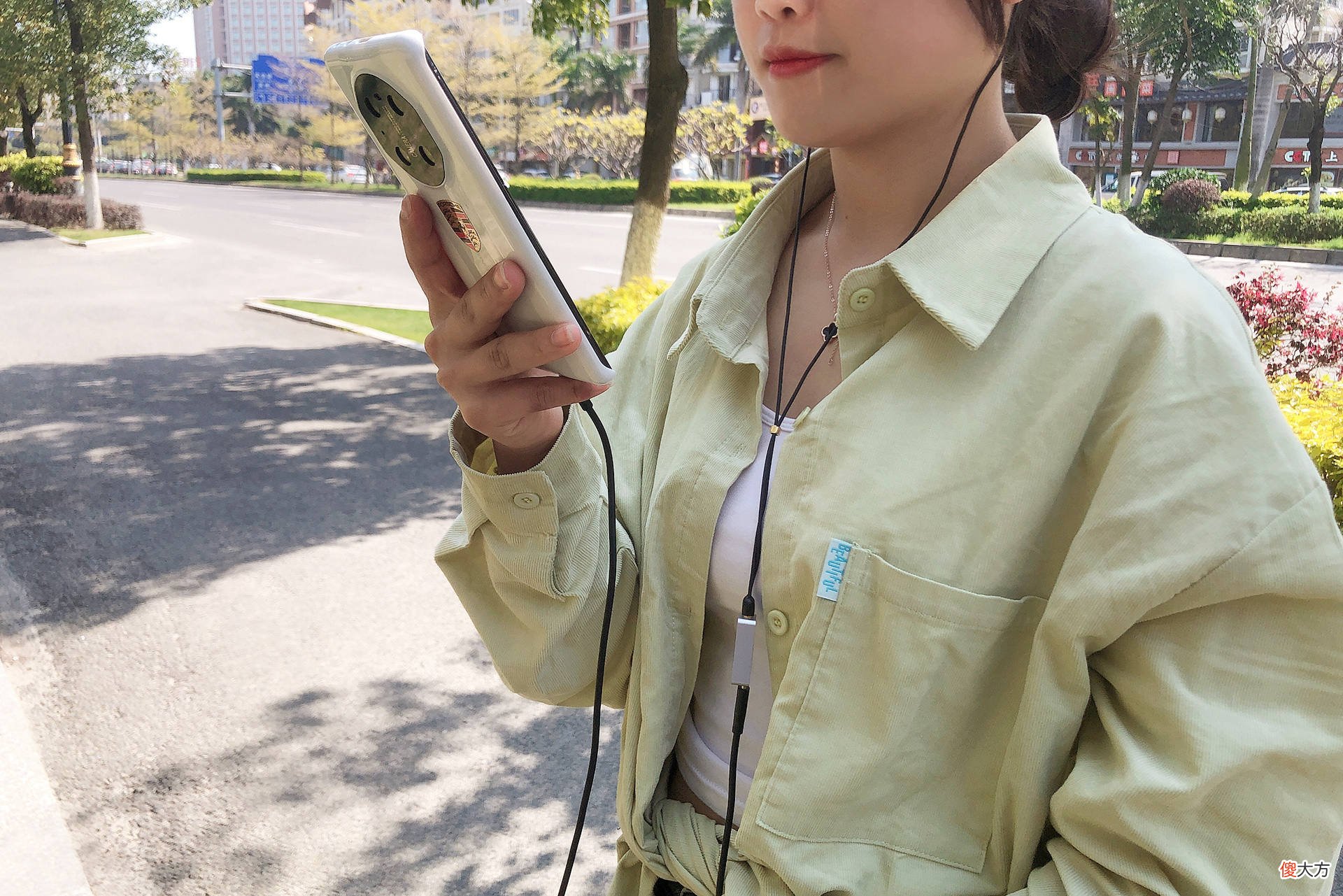 革了手机音乐的命，颜值在线的小配饰，海菲曼HIFIMAN HM800体验