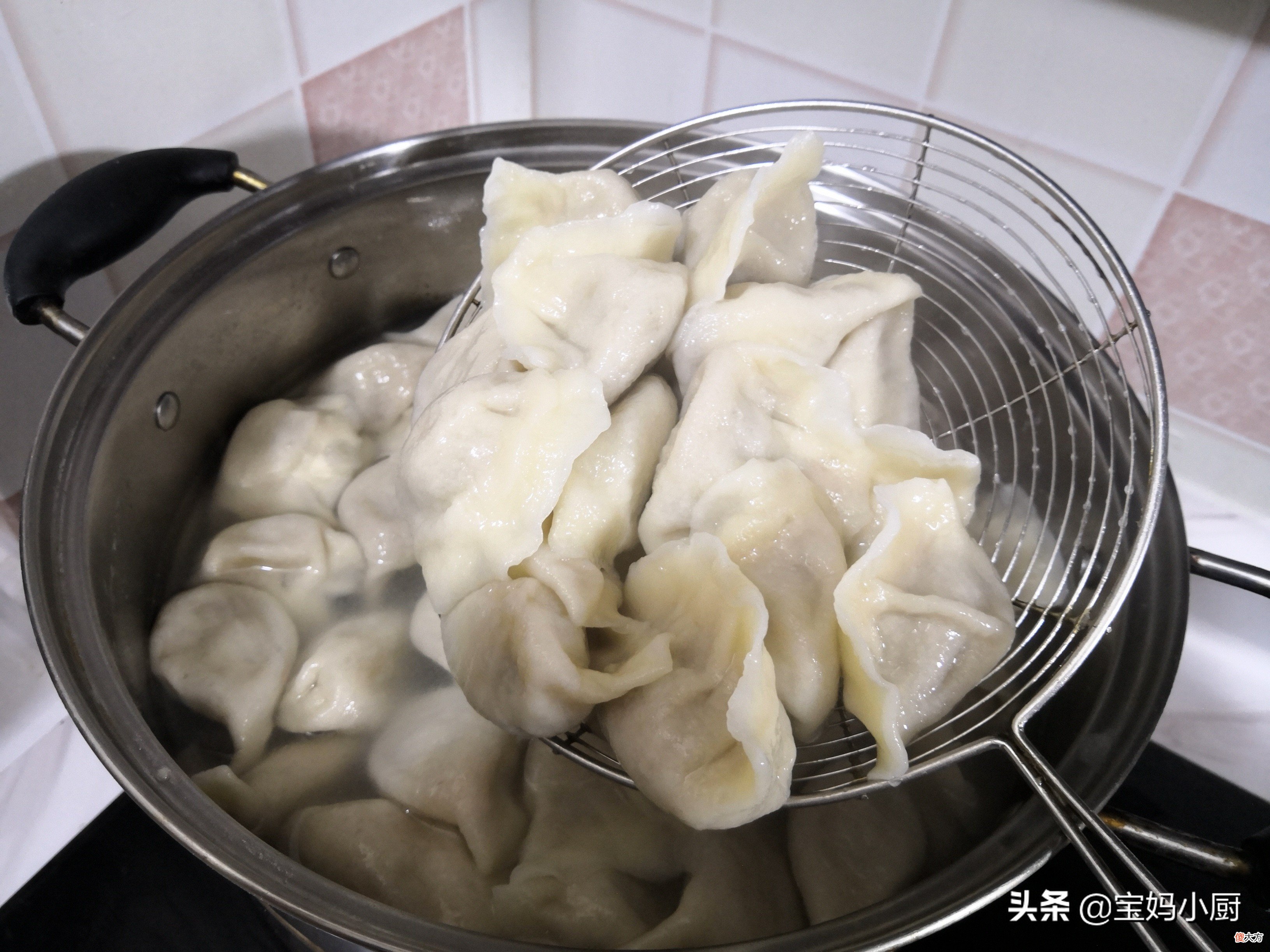 年三十的饺子 年三十的饺子煮坏了