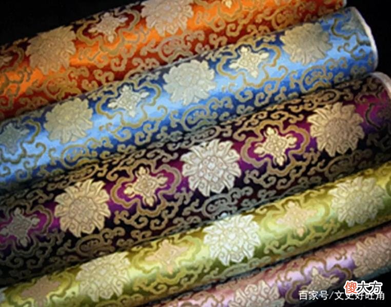 【爱历史】皇帝偷偷在宰相衣服上烧个洞，一年后发现洞还在，下旨：开国库