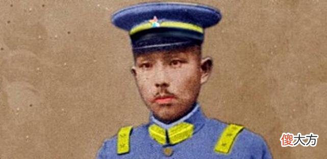 【爱历史】军阀杨森娶12个老婆，90岁时17岁小妾问：心甘情愿嫁你的有几个？