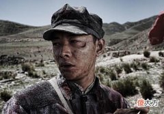 【历史故事】军史上一件奇事：两匹战马突然使劲刨地，主人见了神色大变