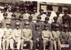 【爱历史】解放战争的国军怪像，一种军衔被“用烂”，碰到的长官都能这么叫