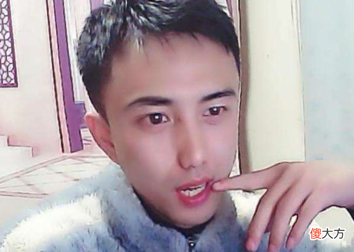 【游戏世界】情感大师耀扬夺命连环问，小予神被迫自爆情史