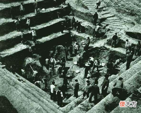 【爱历史】马王堆出土陶郢称，根据这些文物，专家推算出利苍年收入是38万元