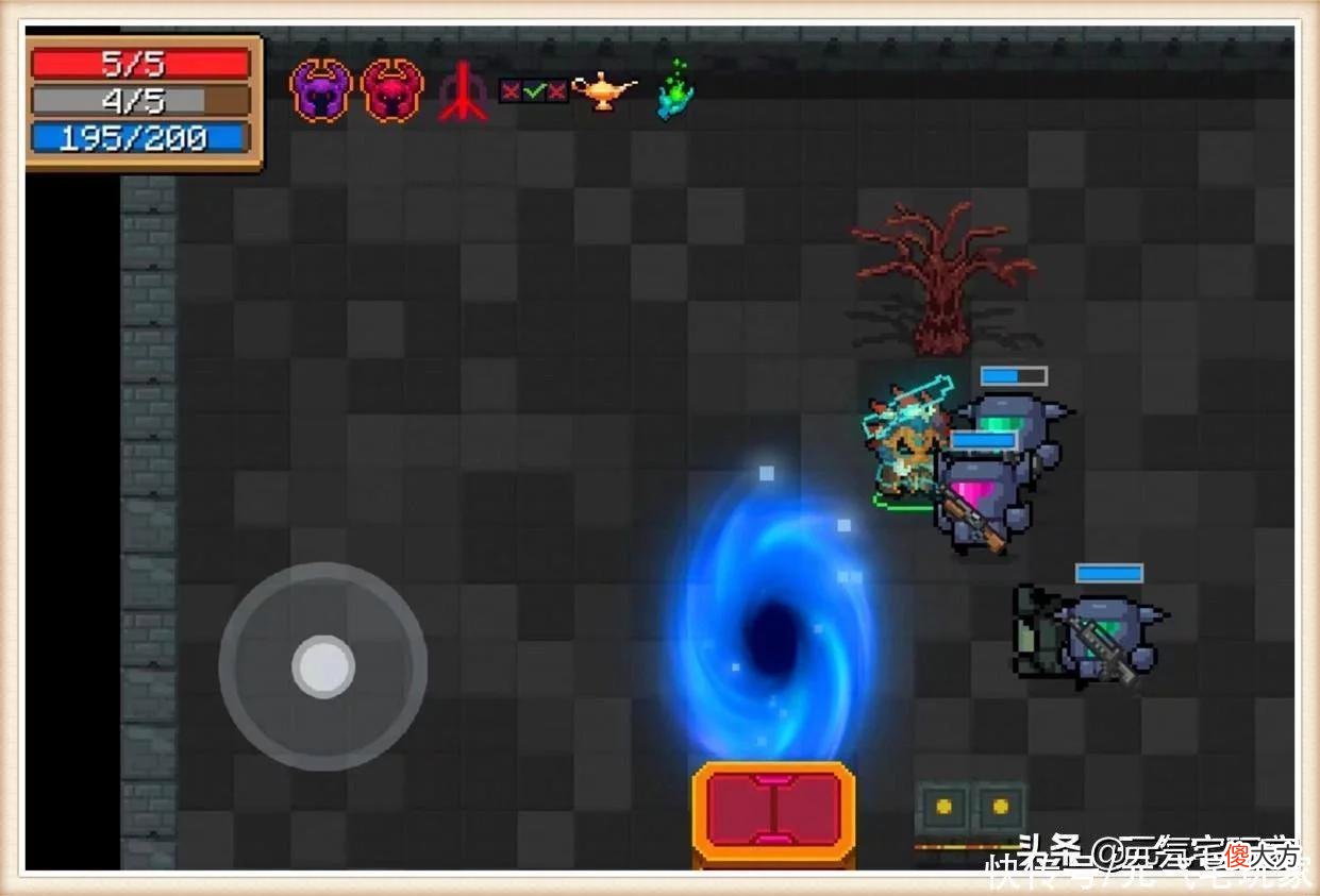 【游戏迷】元气骑士：独乐乐不如众乐乐，无限武器bug，氪金职业“赢麻”了