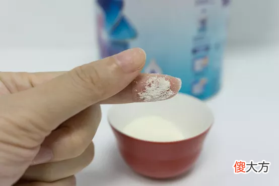 好吸收的奶粉怎么挑 宝宝吸收不好怎么选奶粉