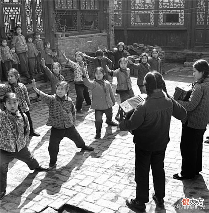 【爱历史】老照片：1960年代的天津，藏着太多人的青春回忆