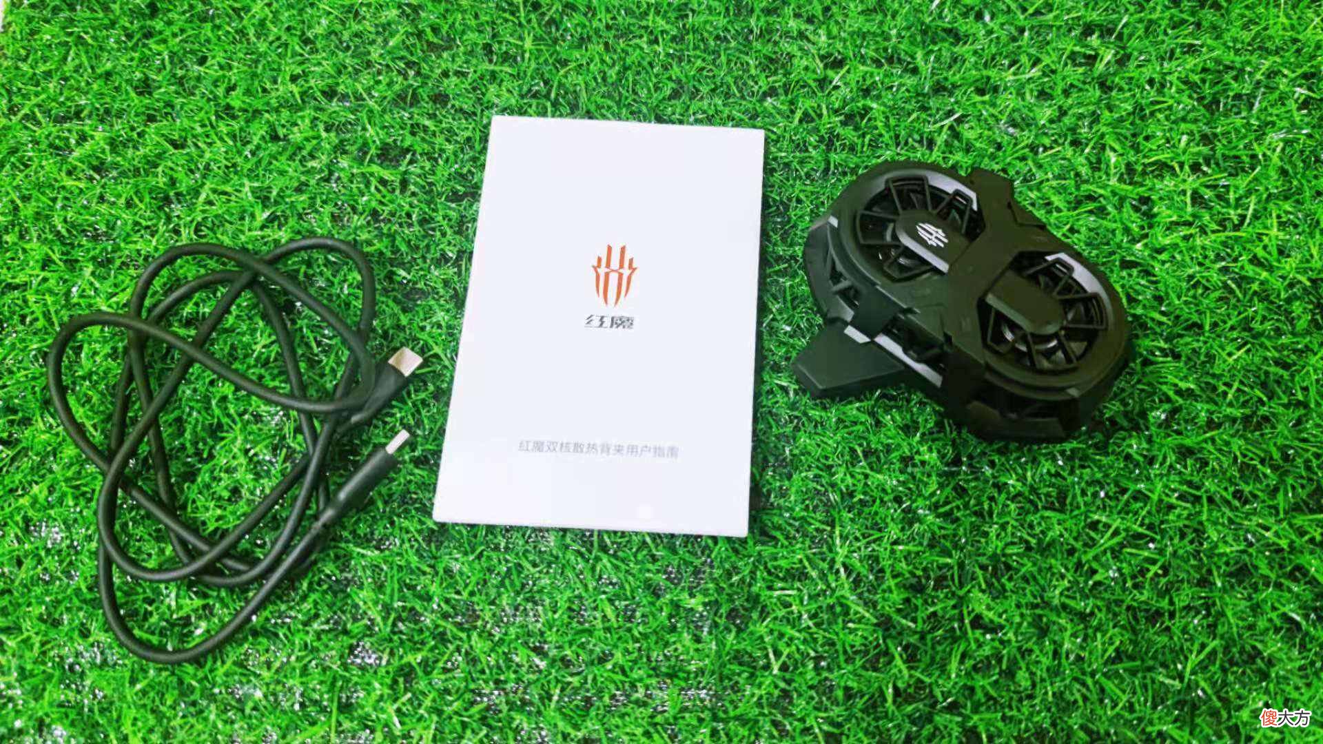 红魔双核散热背夹 红魔双核散热背夹怎么用