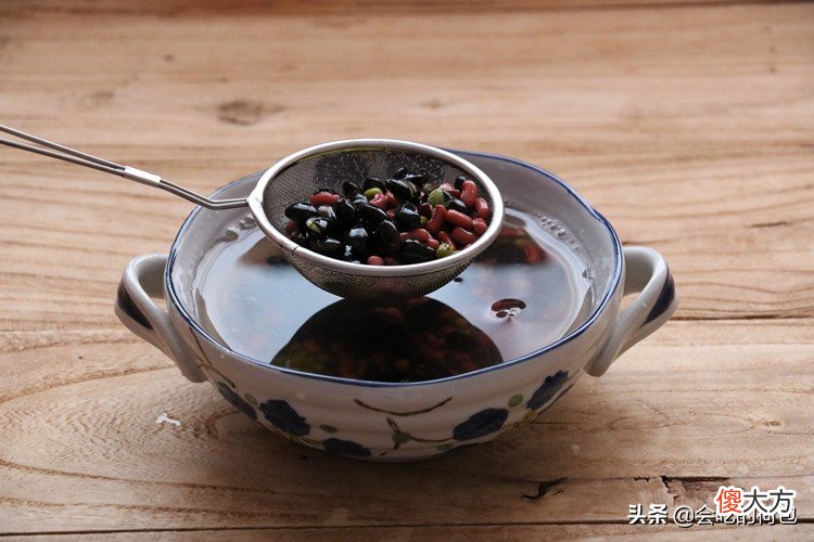 喝绿豆汤不如喝三豆汤 多喝绿豆汤